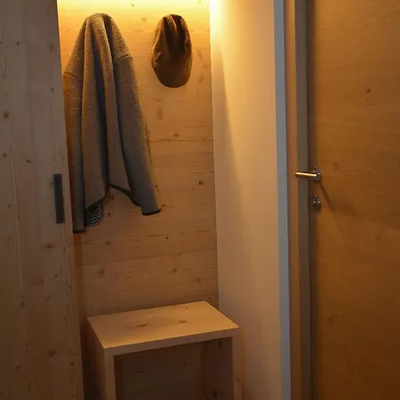 Aparthotel Exzelent Berna Mountain 3*